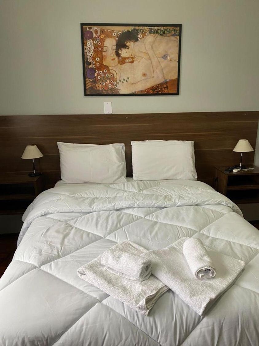 Hotel Embaixador 2*