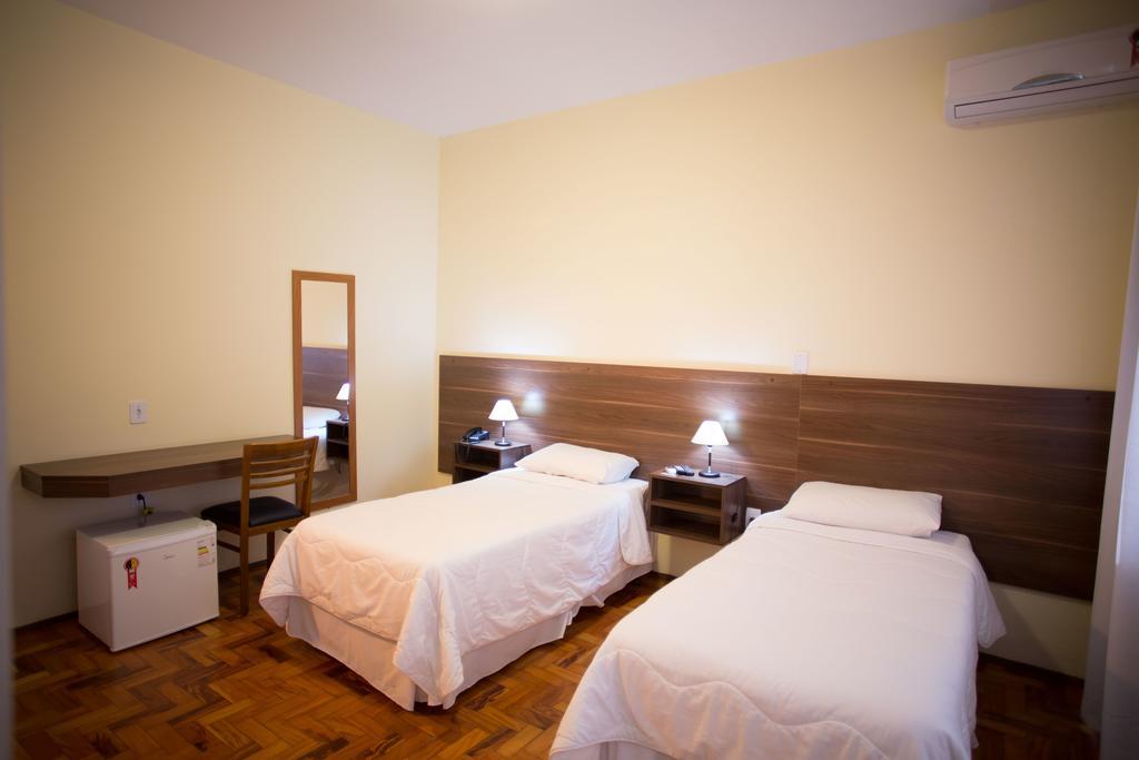 Embaixador Hotel 2*